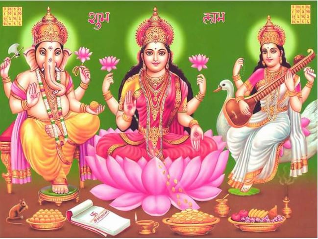 यी देवाताको  दर्शन गर्दै ,फाल्गुन २९ गते शनिबारको राशिफल हेर्नुहोस र ॐ लेखि एक सेयर गर्नुहोस  दिन राम्रो हुने छ