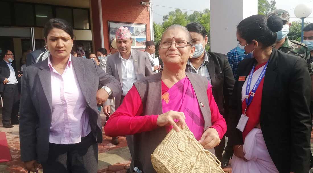 राजीनामा दिँदै मुख्यमन्त्री शाक्यले भनिन्- प्रदेश बनाउन सबै मिलेर काम गरौं