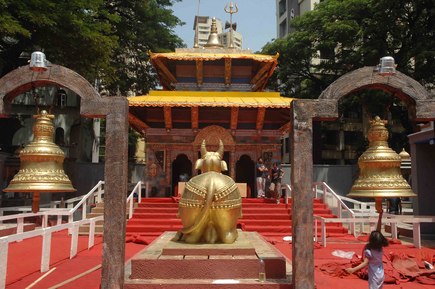 पशुपतिनाथको दर्शन गर्दै पुस १८ गते आइतबारको राशिफल हेर्नुहोस र ॐ लेखि एक सेयर गर्नुहोस दिन राम्रो हुने छ