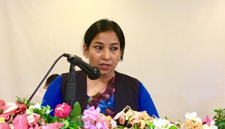 कृष्णभक्तलाई रेनुको चुनौतीः १० वर्ष सांसद हुँदा २ करोडको योजना ल्याएको भए देखाउनुस्