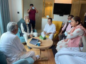 पार्टीले  निस्कासन  गरिसेको भरतपुरका बागीसँग रामचन्द्र पौडेलले कुन नैतिकताले भेटे