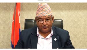 मन्त्रीबाट हटाएर देखाउन माधव नेपाललाई श्रममन्त्री श्रेष्ठको चूनौति, १८ जना सांसद आफूहरुको पक्षमा रहेको दाबी