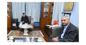 प्रधानमन्त्री भेट्न वालुवाटार पुगे केपी