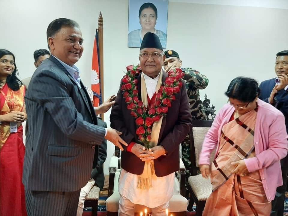 गिरिजा, माधव, प्रचण्ड र देउवाले हिम्मत गर्न नसकेको काम ओलीले एकचोटि मै गरेर देखाए, चौतर्फी स्वागत र प्रशंसा