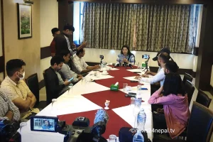 आफूले गरेका निर्णय नयाँ मन्त्रीले उल्ट्याउन थालेको भन्दै झाँक्रीले गरिन् पत्रकार सम्मेलन