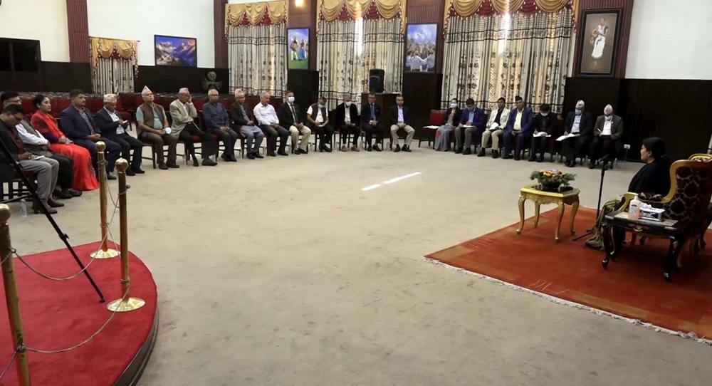 राष्ट्रपति भण्डारीले चालिन अर्को चाल बोलाइन  कानूनविद्हरुलाइ अब के हुन्छ नागरिकता विधेयक?
