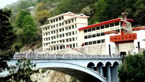 किन चीनले बन्द गरिदियो तातोपानी नाका?