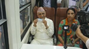 जनकपुरको रेलमा ओली सरर…. हेर्नुहोस भिडियो सहित