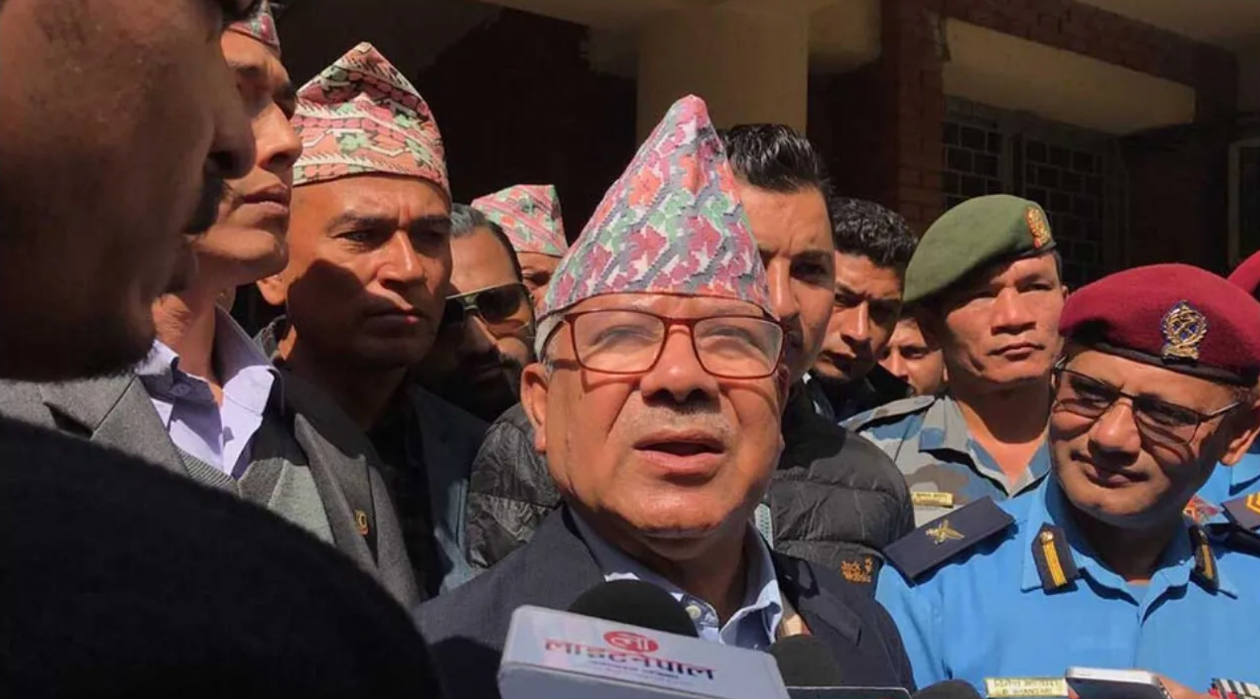 मलाई अपमान गर्ने एमालेलाई हराउनु पर्छ, दण्ड दिनुपर्छ – माधव नेपाल