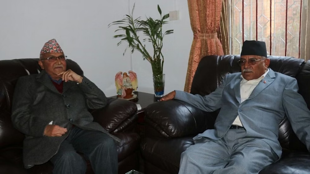 आफ्नै पहलमा एमालेसंग मिलेर सरकार बनाउन प्रचण्डले खटाए ज्वाइँलाई