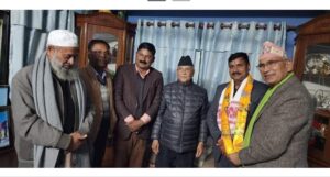 स्वतन्त्र सांसद साह एमालेमा प्रवेश, ओलीले गरे स्वागत