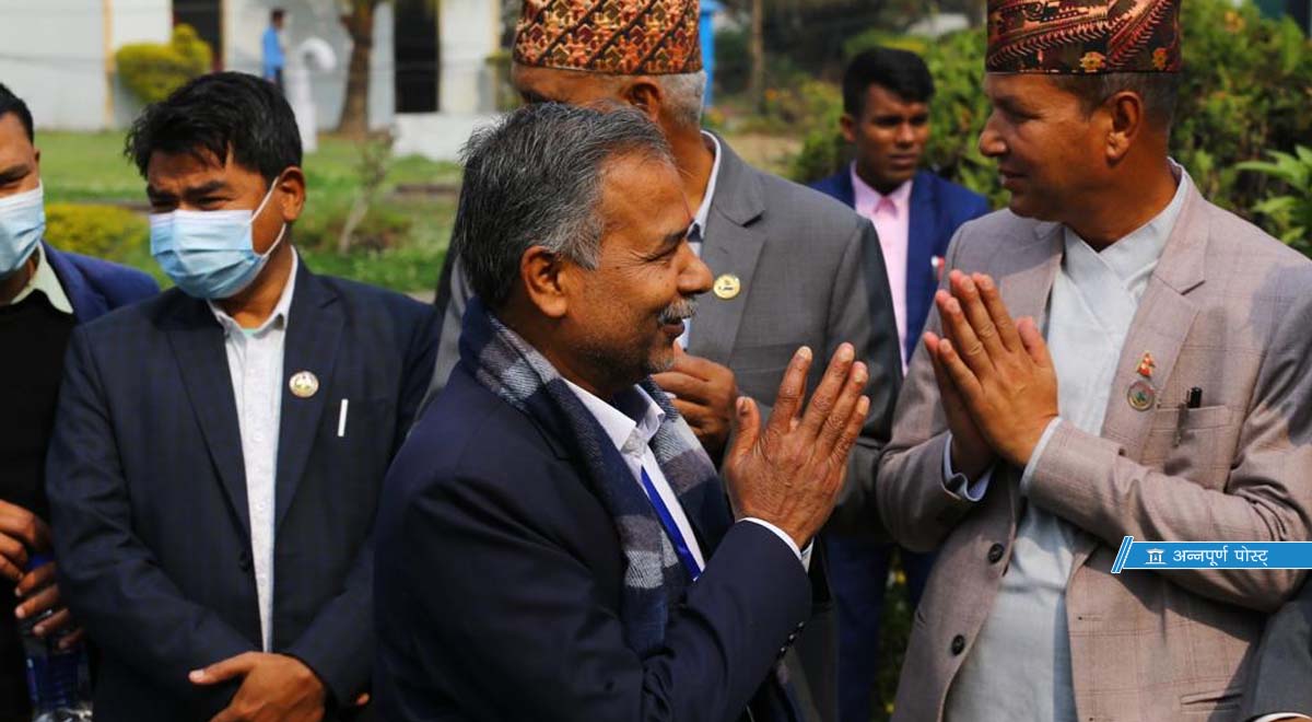 उपराष्ट्रपतिमा रामसहायप्रसाद यादव निर्वाचित,कता गयो प्रचण्ड को समाबेसी